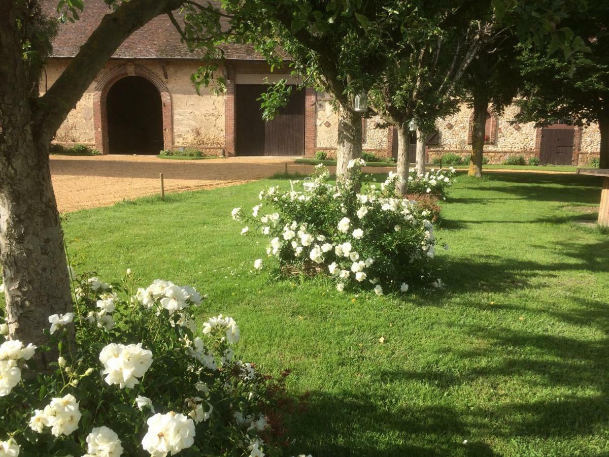 Bed and Breakfast La Ferme Au Colombier Neron Esterno foto