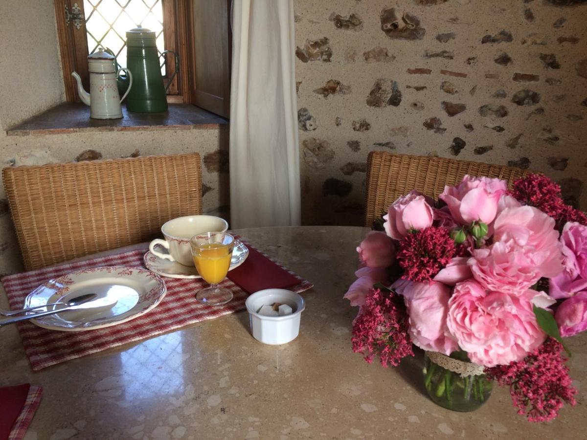 Bed and Breakfast La Ferme Au Colombier Neron Esterno foto